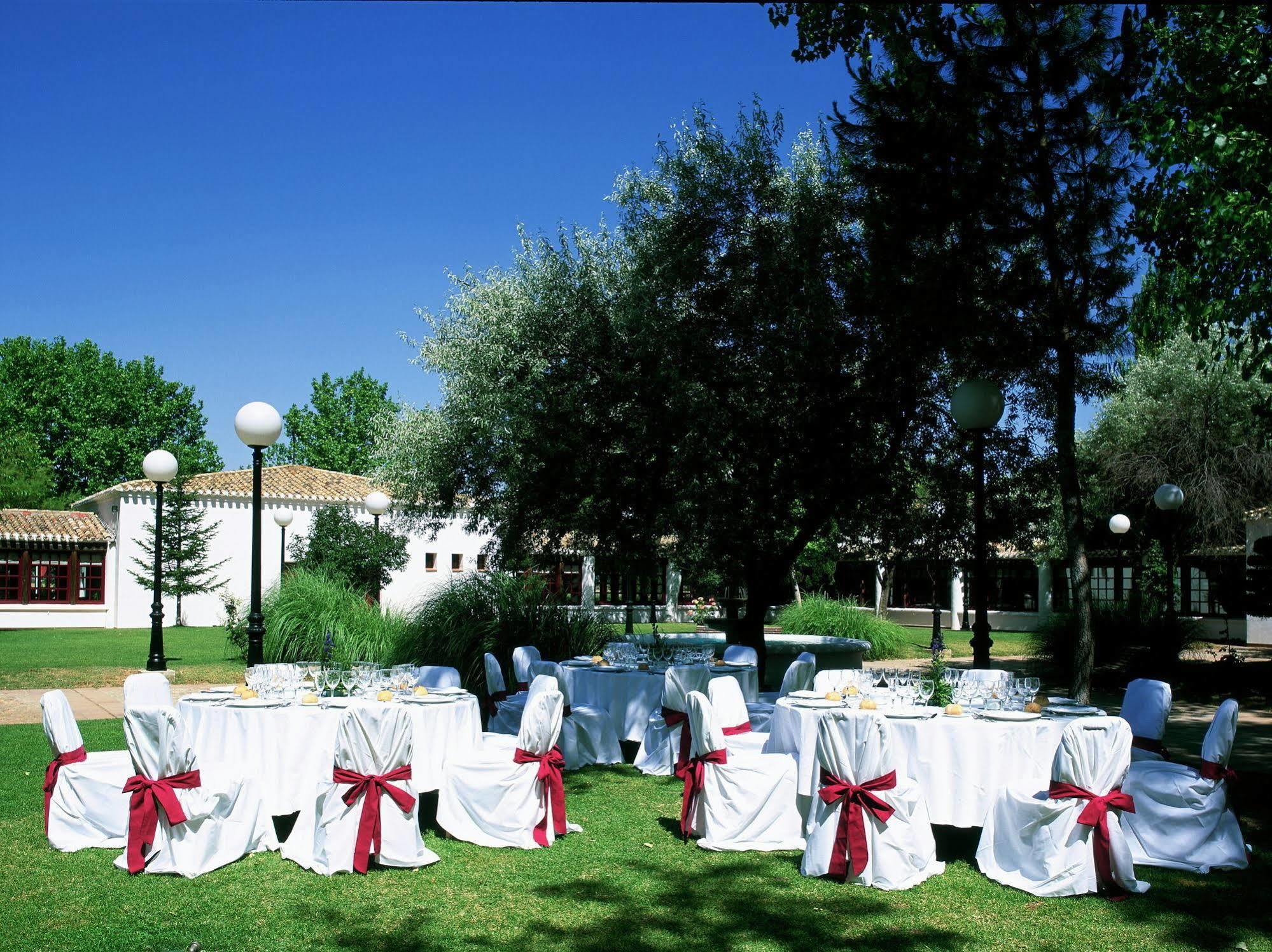 Hotel Parador De Albacete Zewnętrze zdjęcie